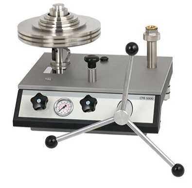Pressure calibrator